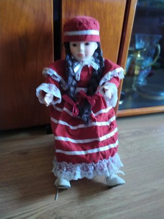 Muñeca procelana