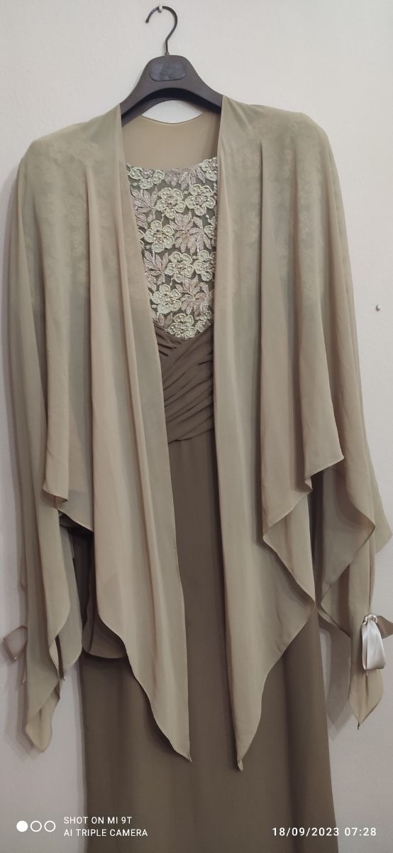 TRAJE PRONOVIAS MADRINA