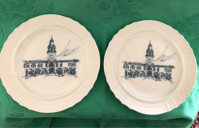 Due piatti decorativi Richard Ginori del 1987