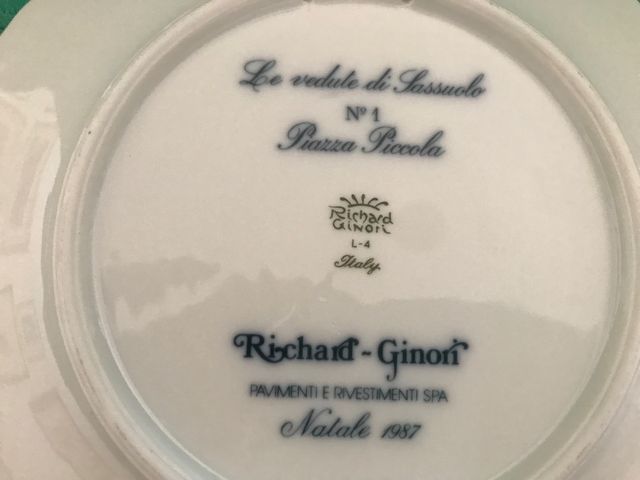 Due piatti decorativi Richard Ginori del 1987