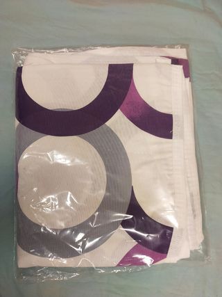 Colcha estampada nueva para estrenar.