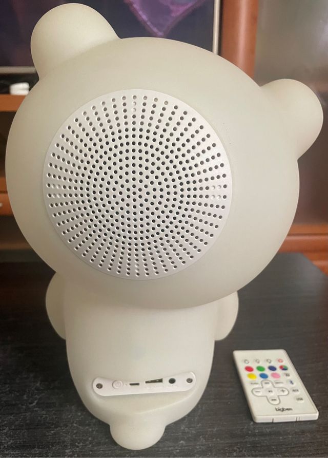 Oso altavoz luminoso
