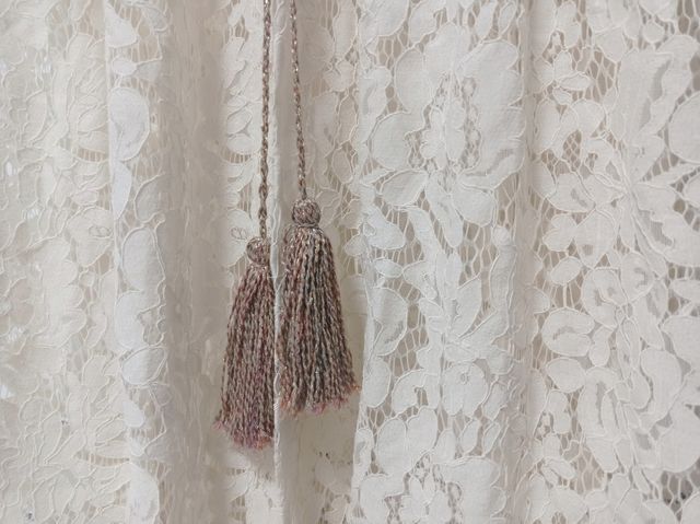 Cubre vestido encaje marca Nüd