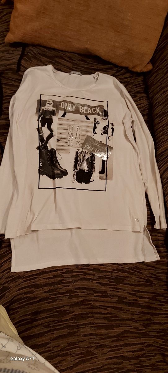 Maglia Sarabanda, come nuova.