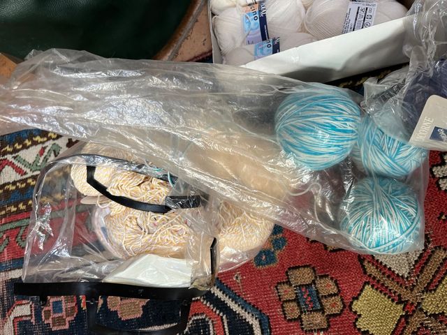 Set gomitoli lana vergine anche merinos e cotone