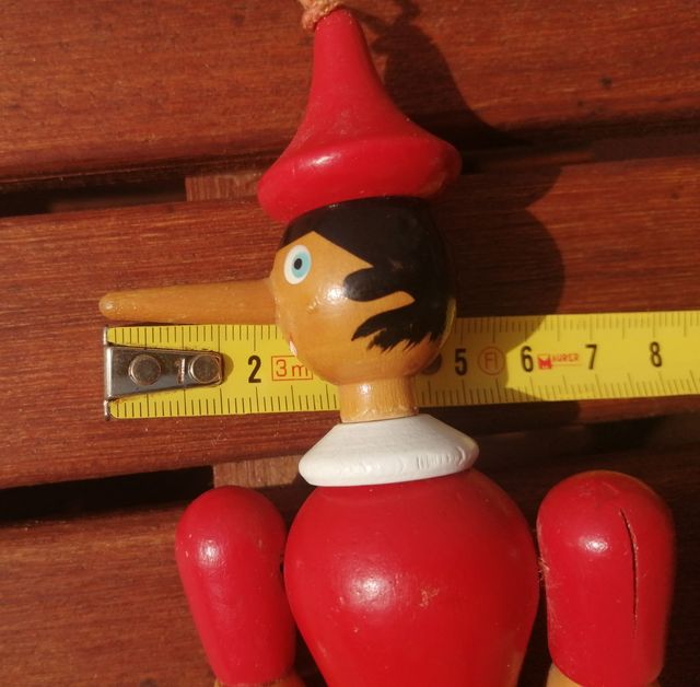 Pinocchio in legno.