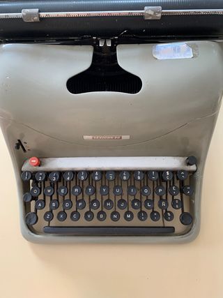 MAQUINA DE ESCRIBIR