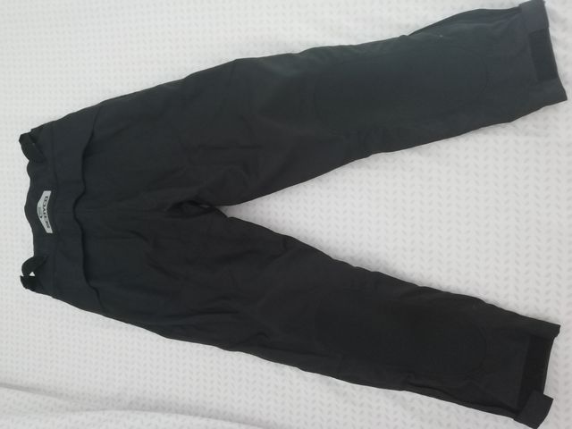 Pantalón motorista