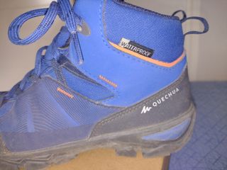 Botas montaña niño marca Quechua