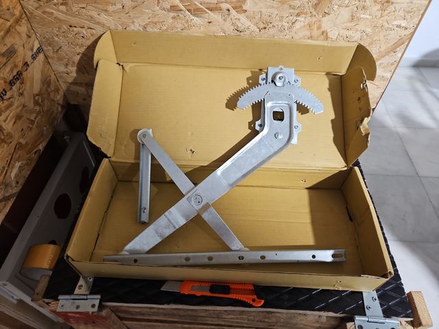 Elevalunas Nissan Patrol