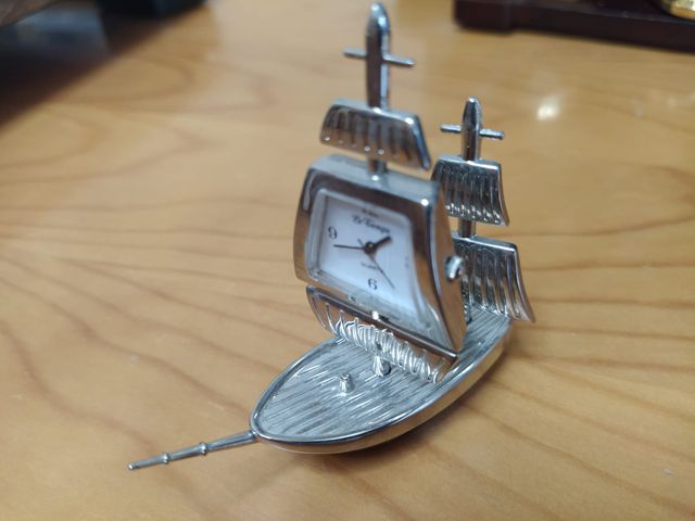Colección de relojes en miniatura