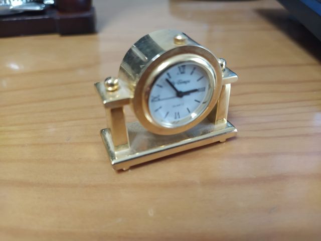 Colección de relojes en miniatura