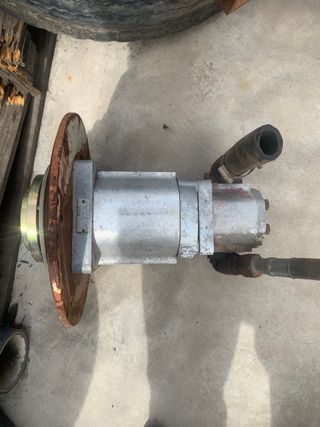 Bomba hidraulica para motor diesel  SAE 3