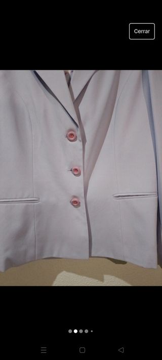 Traje morado