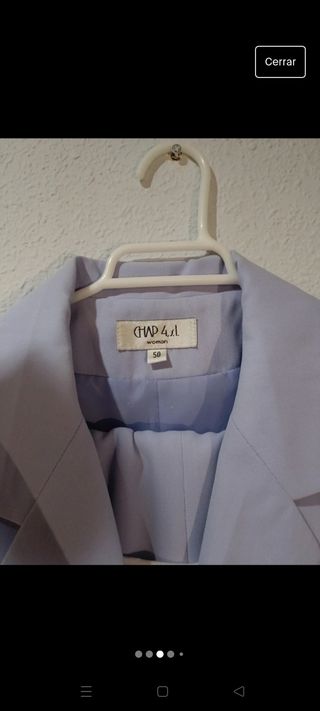 Traje morado