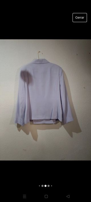 Traje morado