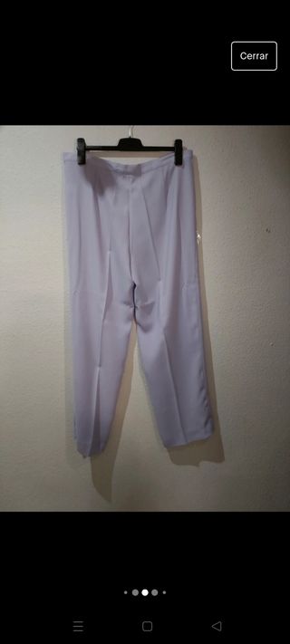 Traje morado