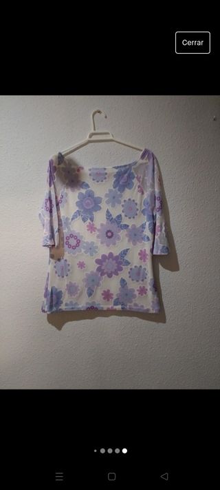 Traje morado
