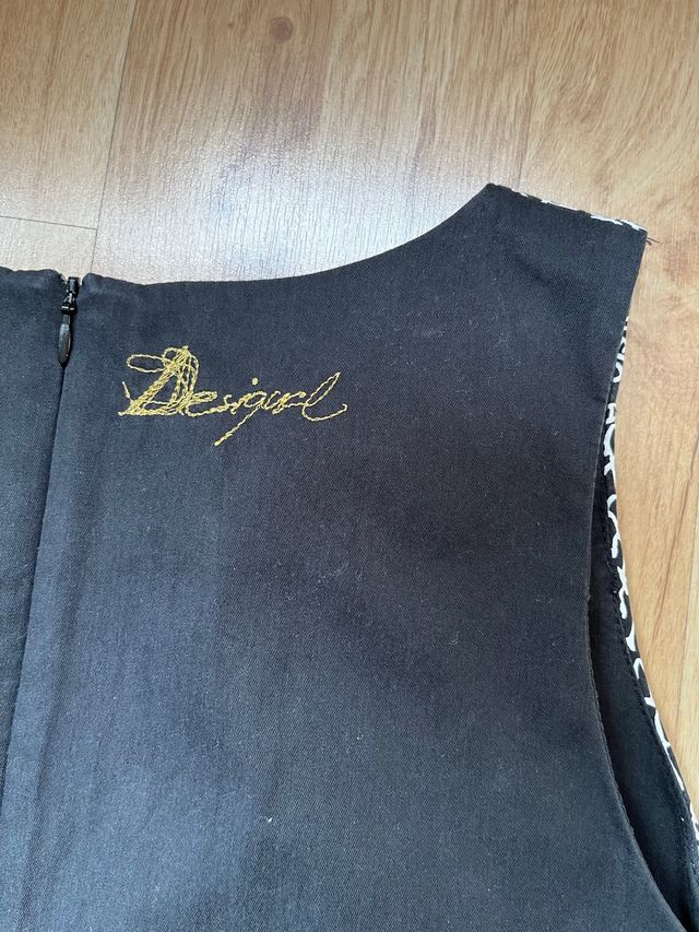 Vestido Desigual negro talla 44