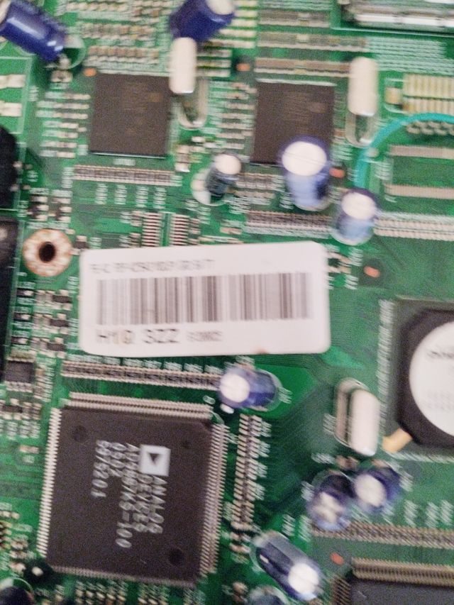 PLACA MAINBOARD L6-B. VAREZA.