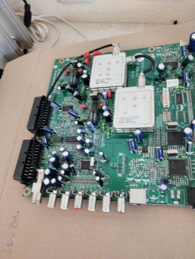 PLACA MAINBOARD L6-B. VAREZA.