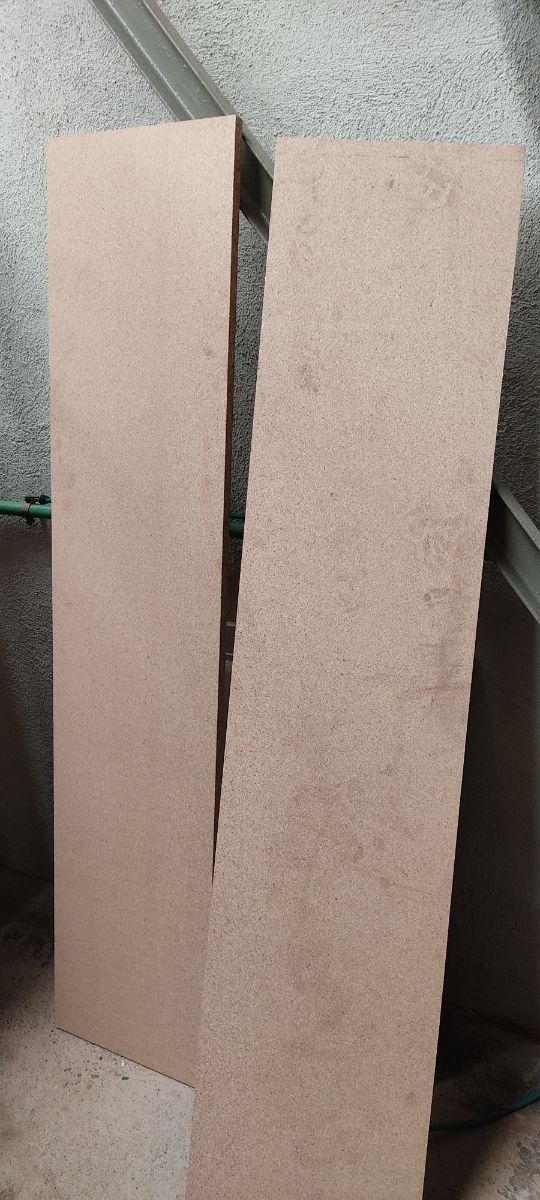 2 tablones de aglomerado