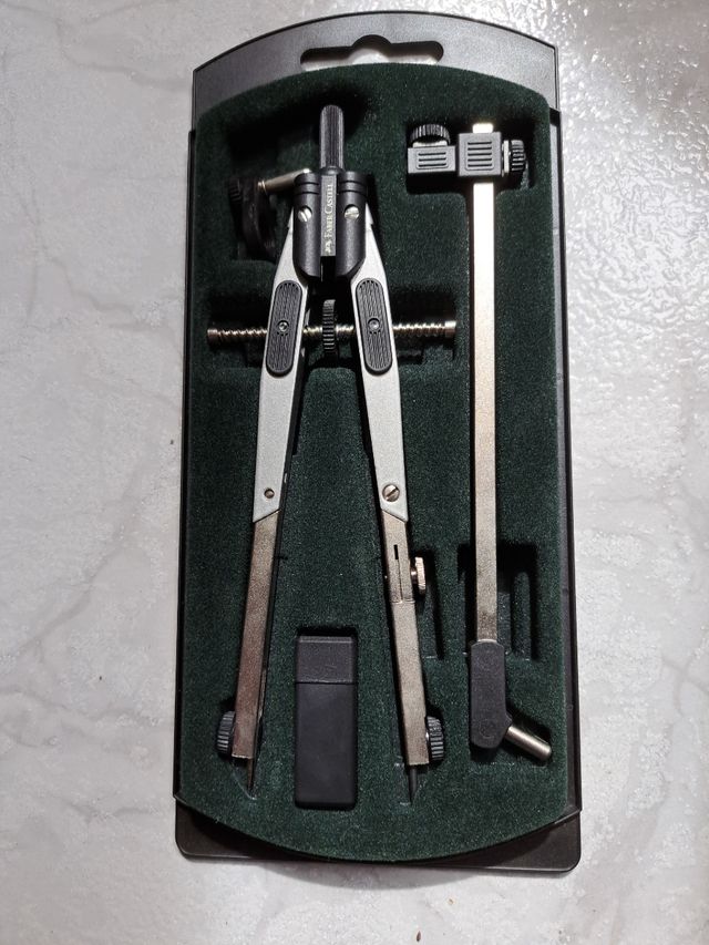 COMPAS FABER CASTELL