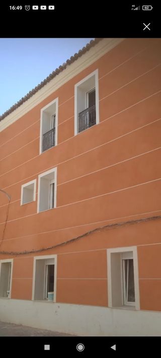 Se reparan pilares de holmigon