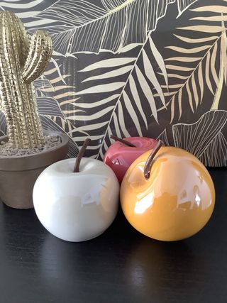 Manzana de cerámica MOSTAZA 