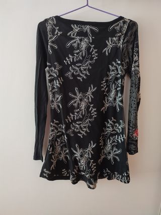 Camiseta larga Desigual 