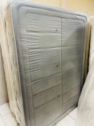 **LIQUIDACION COLCHONES SEMINUEVOS **