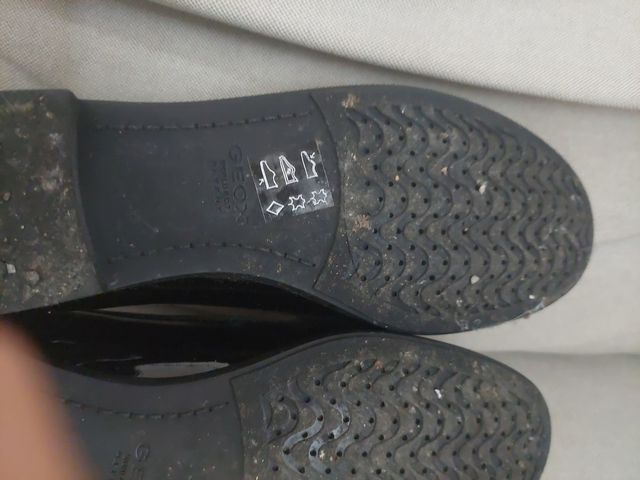 Scarpe mocassini vernice Geox