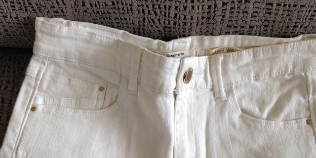 Pantalón vaquero blanco