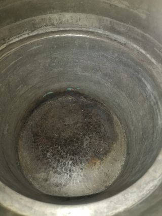 Pentola di rame antica