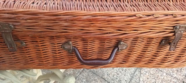 Cesta / Maleta años 70.