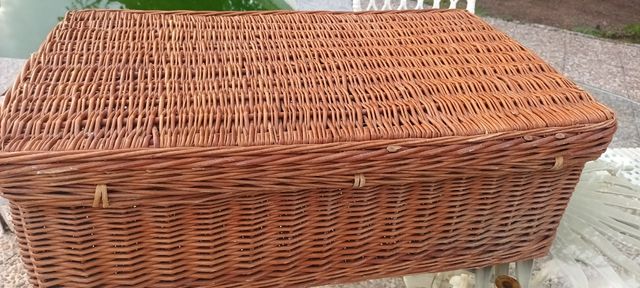 Cesta / Maleta años 70.