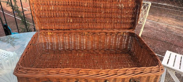 Cesta / Maleta años 70.