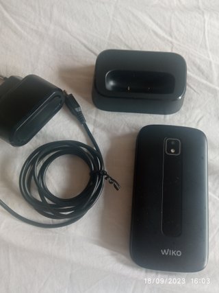 Movil Wiko F300