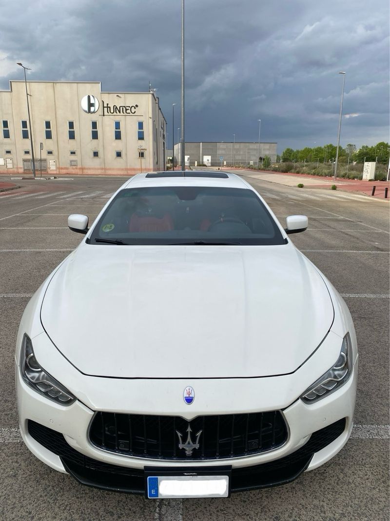 Maserati Ghibli 2015 - foto 1