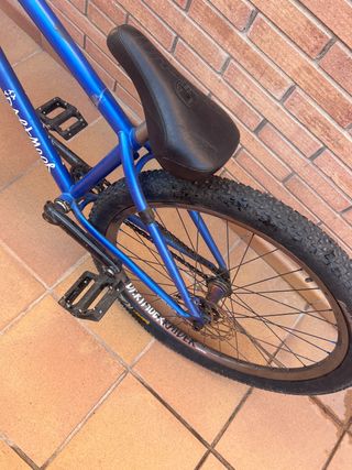 bici dirt jump