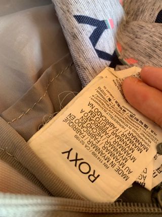 Maleta/mochila y cartuchera Roxy