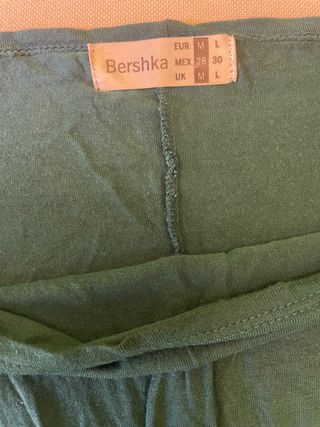 Camiseta cuello barco Bershka