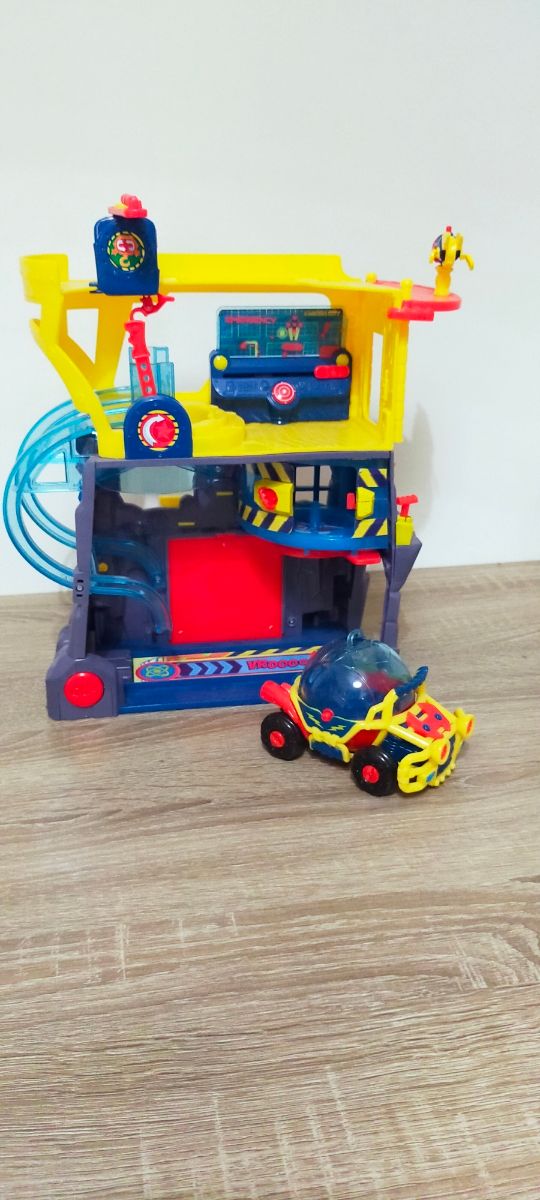 Cuartel General Super Zings