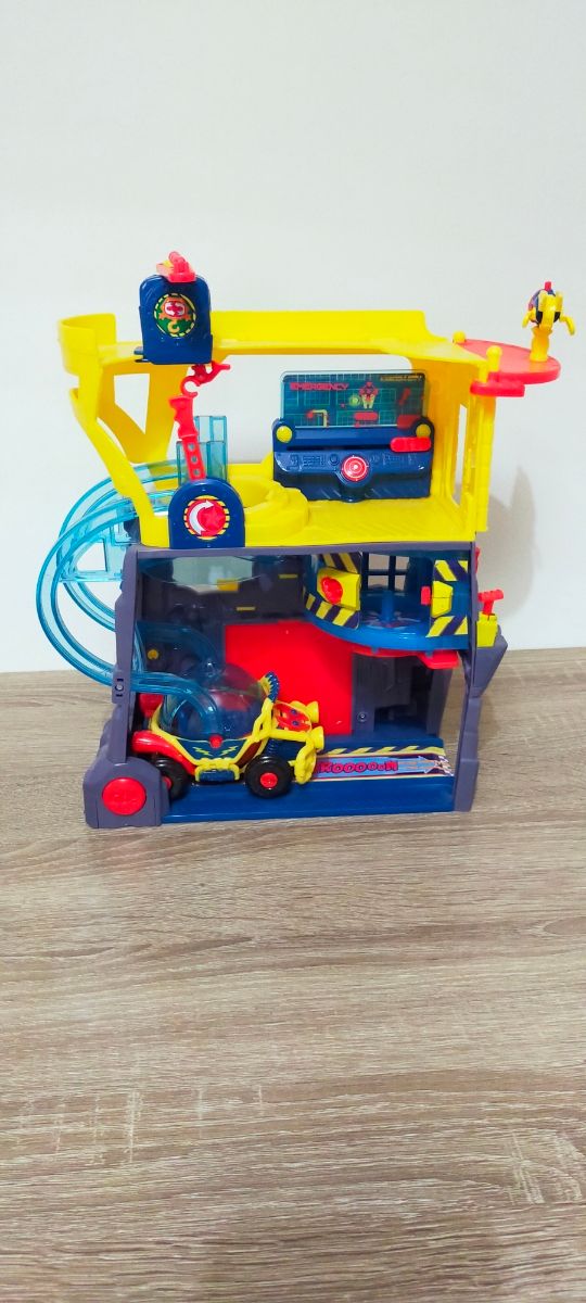 Cuartel General Super Zings