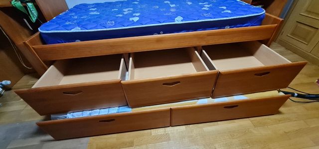 Dormitorio juvenil madera maciza