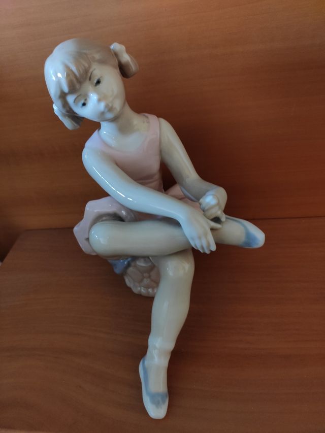 Figura D'AVILA.