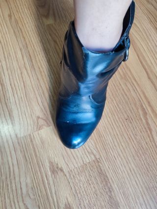 Botines con hebilla