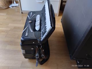 Acordeón de piano sonola r461, 120 bajos