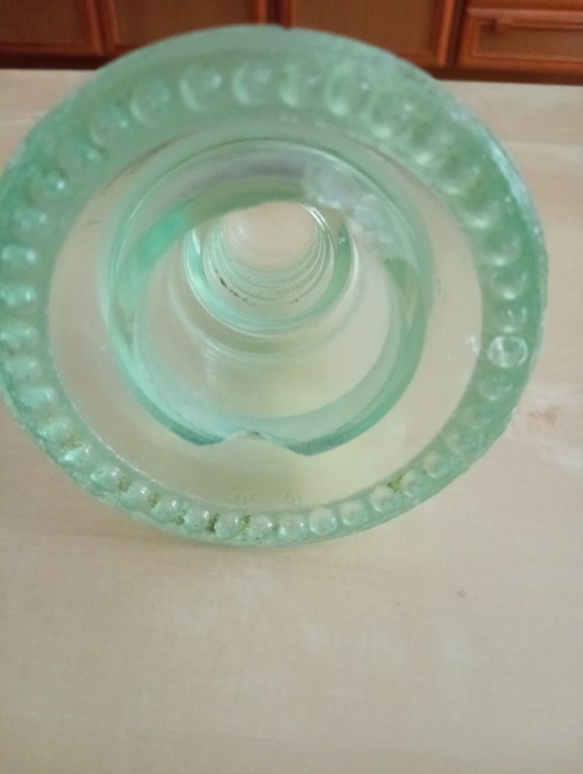 JÍCARA AISLANTE ELÉCTRICO