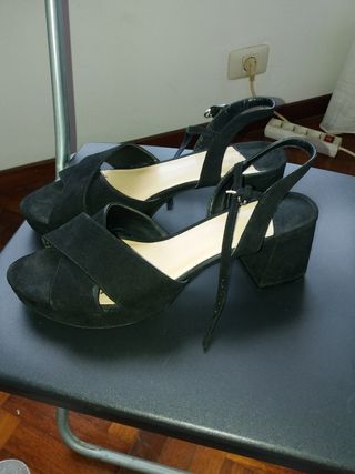 Sandalias tacón grueso. 41 Stradivarius